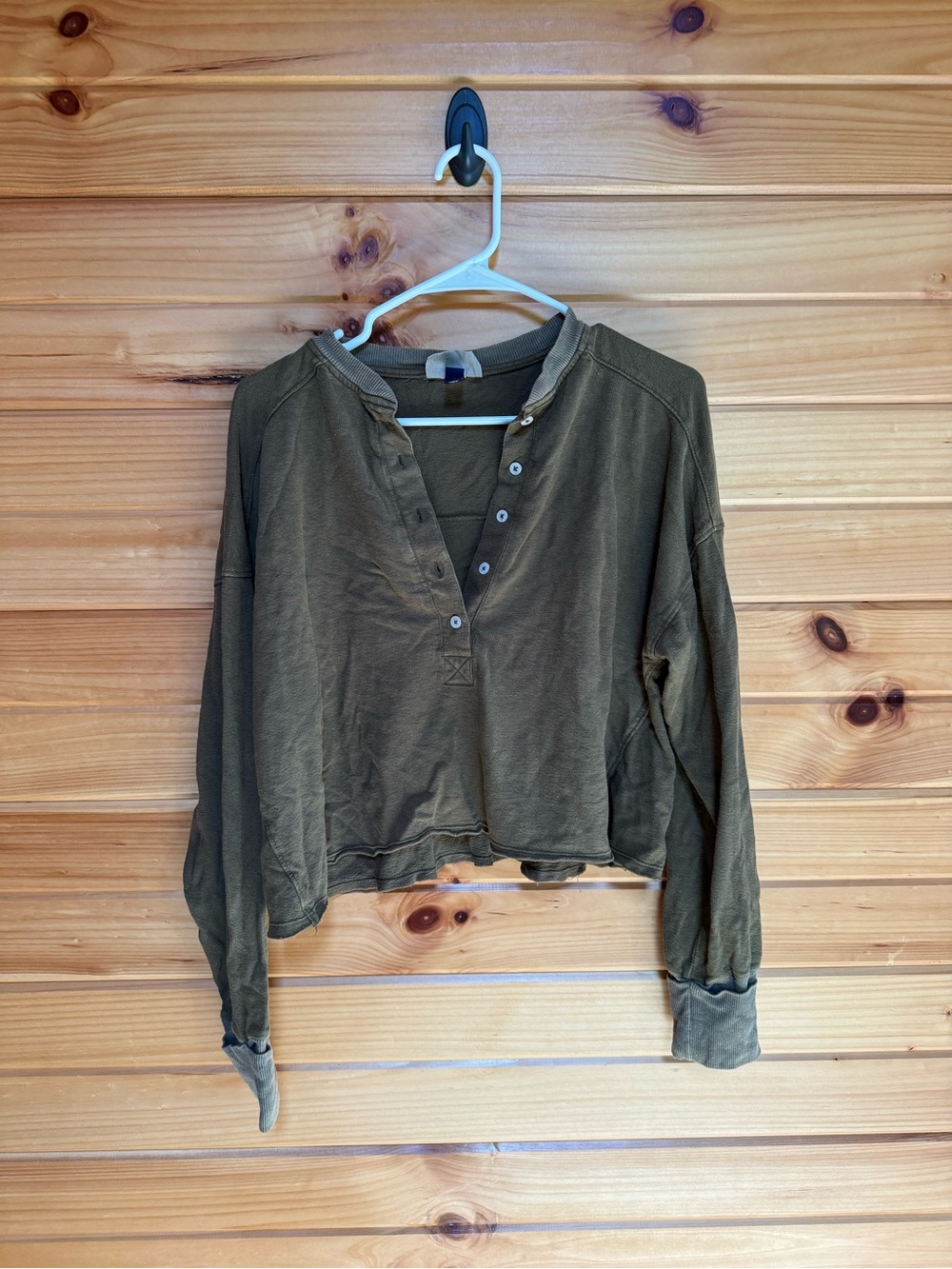 Universal Thread Olive Green Cropped Henley Top